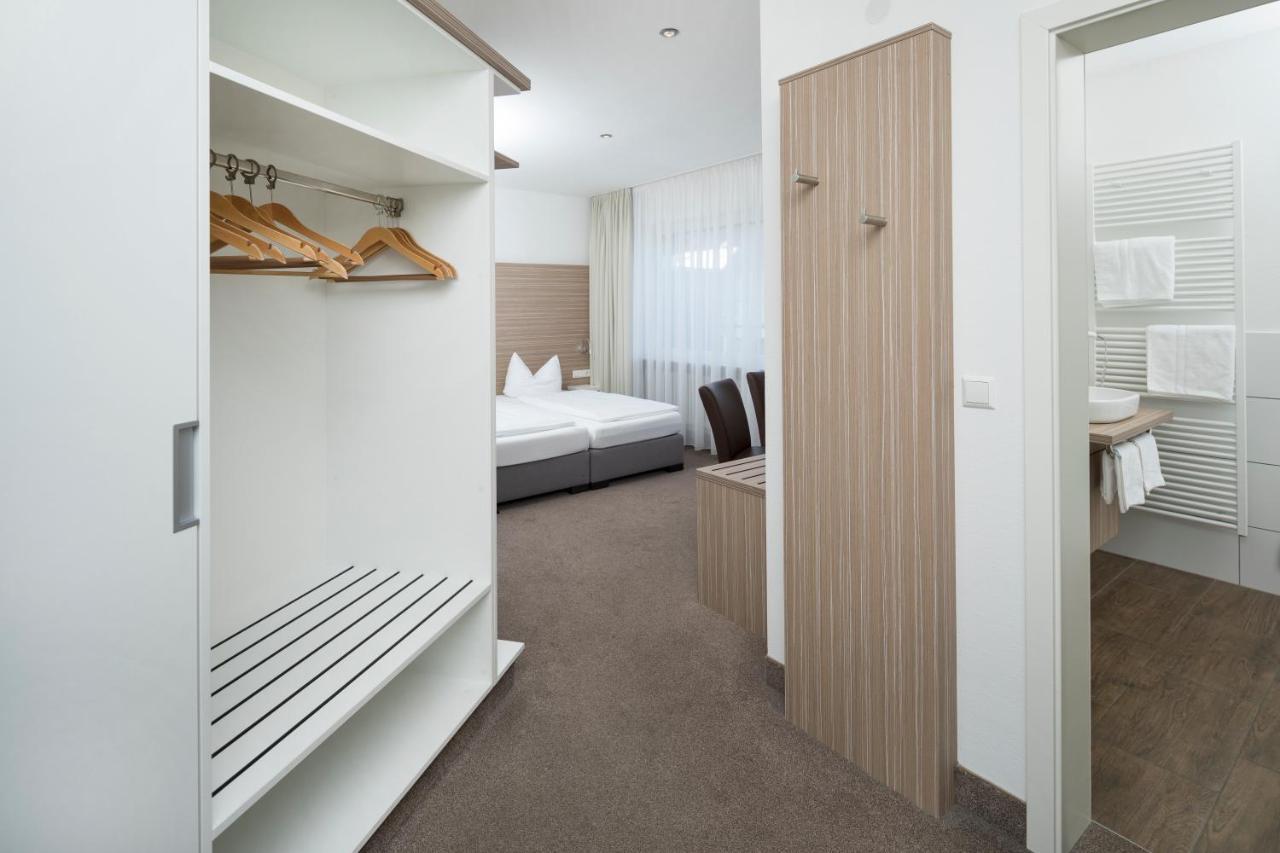 Hotel Zeppelin - Das Original Friedrichshafen Ngoại thất bức ảnh