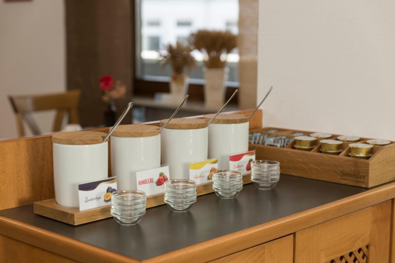 Hotel Zeppelin - Das Original Friedrichshafen Ngoại thất bức ảnh