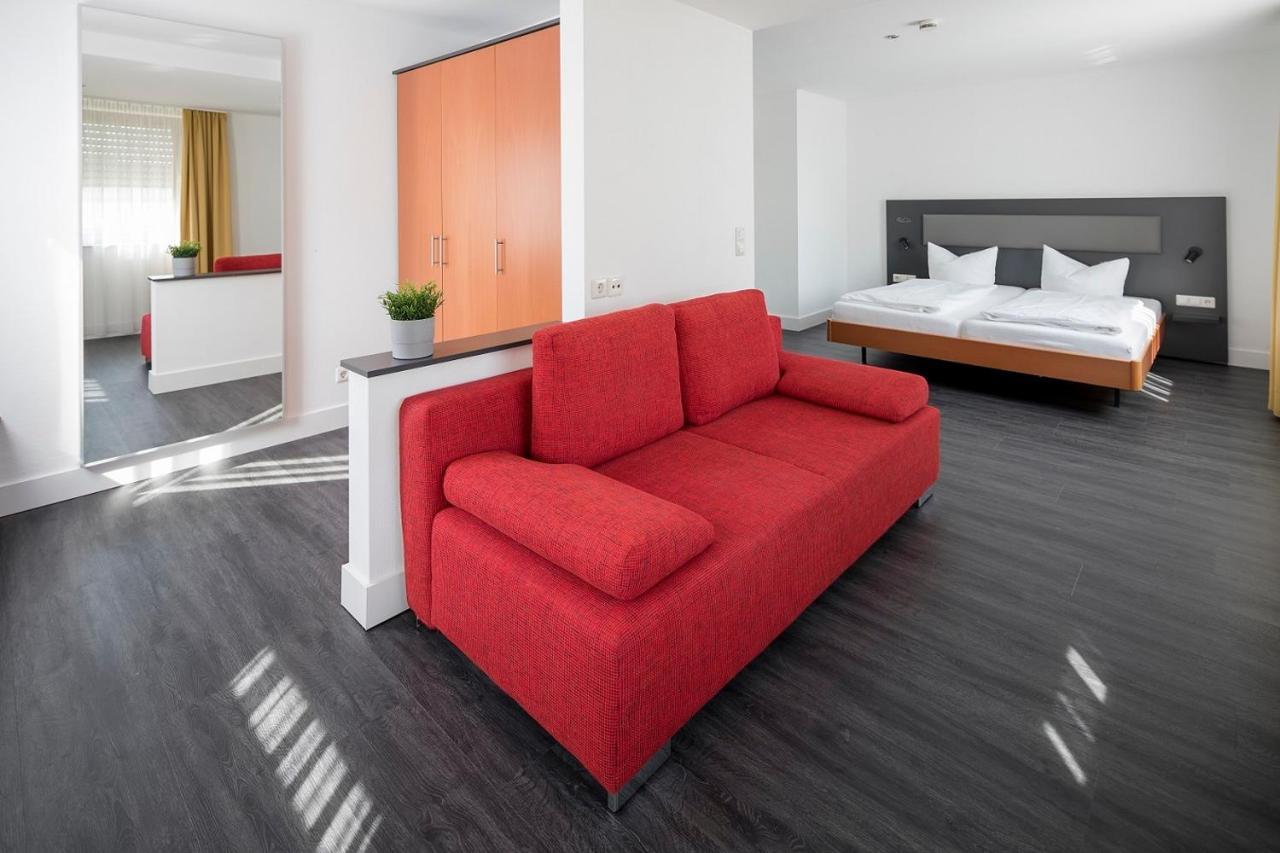Hotel Zeppelin - Das Original Friedrichshafen Ngoại thất bức ảnh