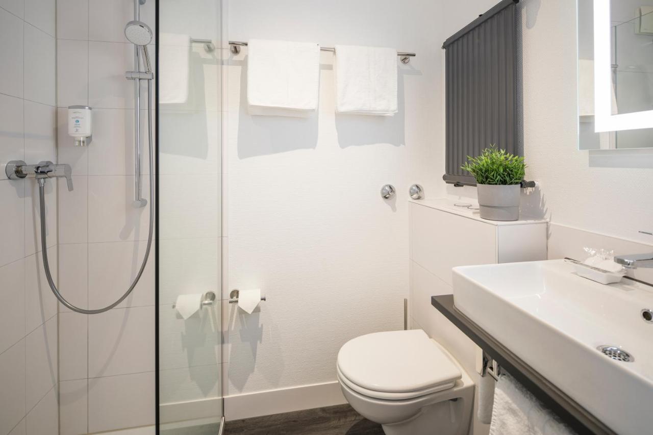 Hotel Zeppelin - Das Original Friedrichshafen Ngoại thất bức ảnh