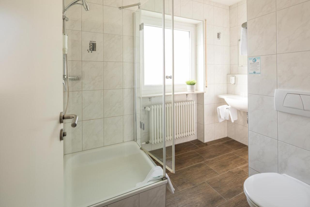 Hotel Zeppelin - Das Original Friedrichshafen Ngoại thất bức ảnh