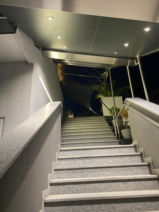 Hotel Zeppelin - Das Original Friedrichshafen Ngoại thất bức ảnh