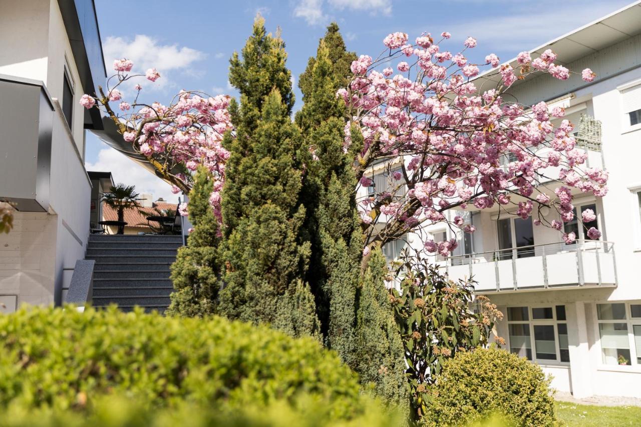 Hotel Zeppelin - Das Original Friedrichshafen Ngoại thất bức ảnh